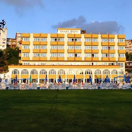 Hotel Grand