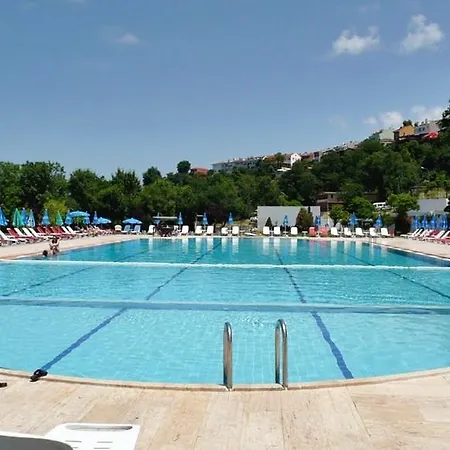Grand Ağva